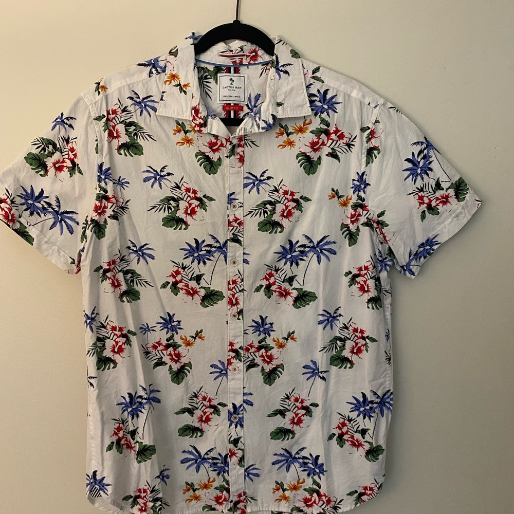 Large slim fit, clean no stains